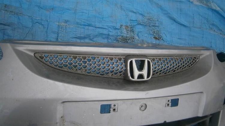 Решетка радиатора Хонда Джаз в Керчи 14123
