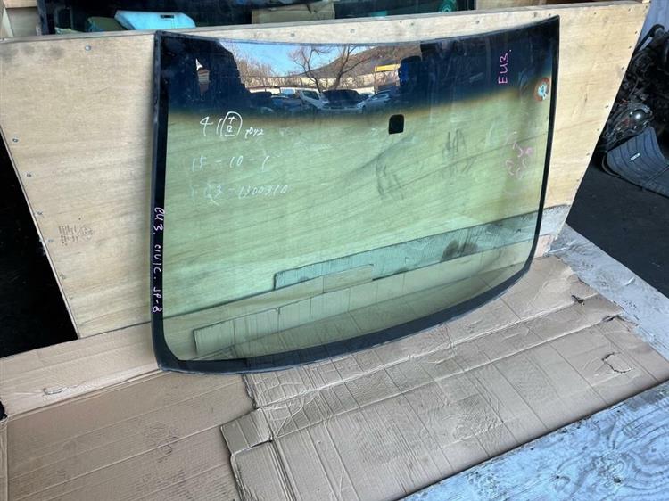 Лобовое стекло Хонда Цивик в Керчи 236512