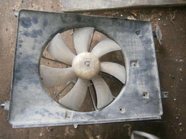 Диффузор радиатора Хонда Джаз в Керчи 24051