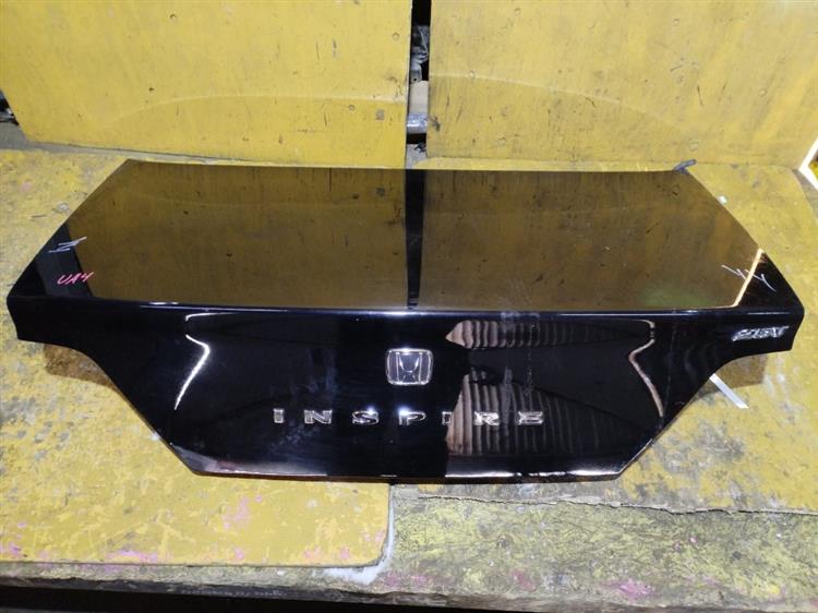 Крышка багажника Хонда Инспаер в Керчи 710301